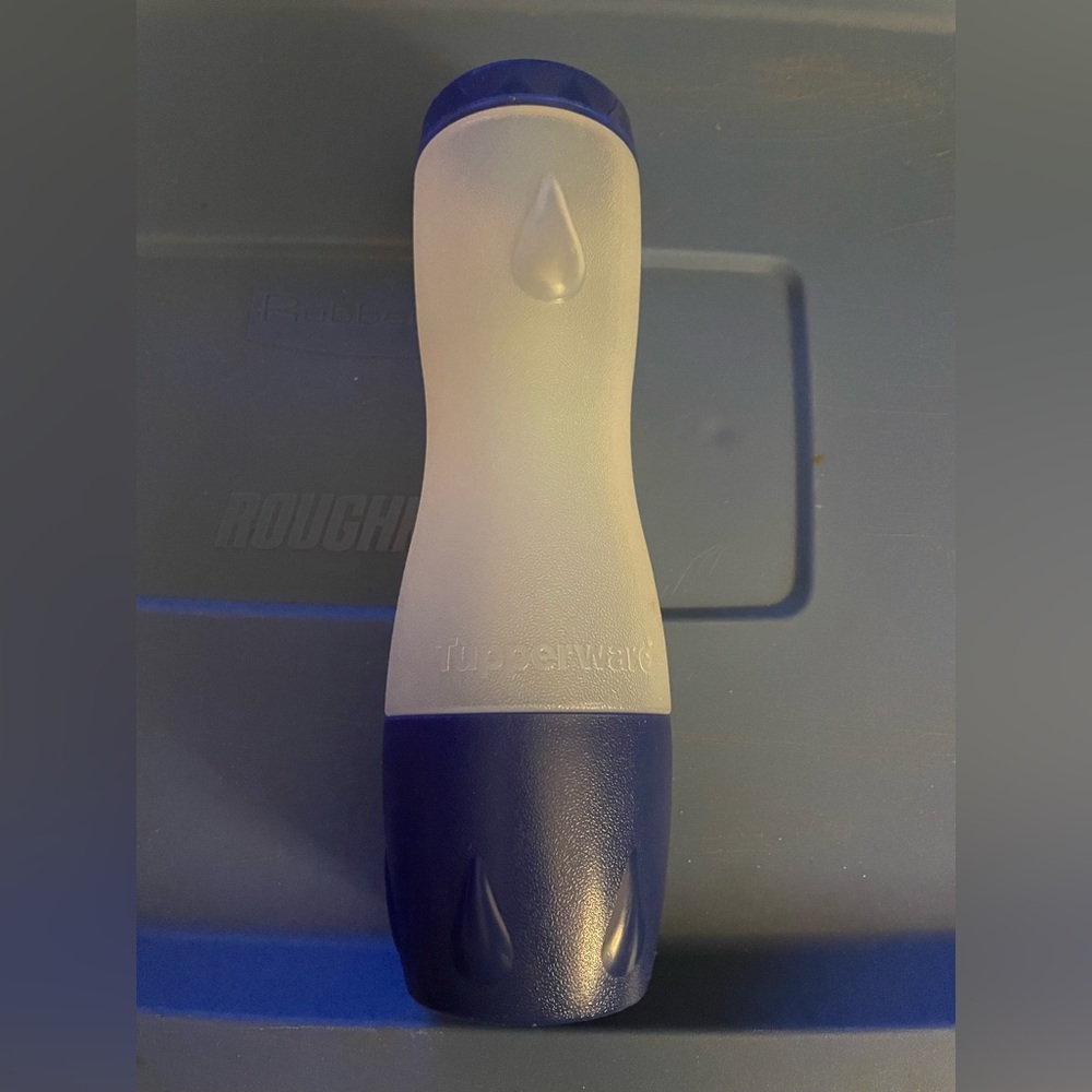 Tupperware Stow N Go Sports Bottle